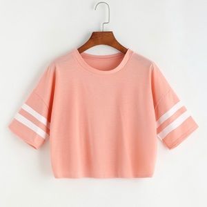 Cute crop top!